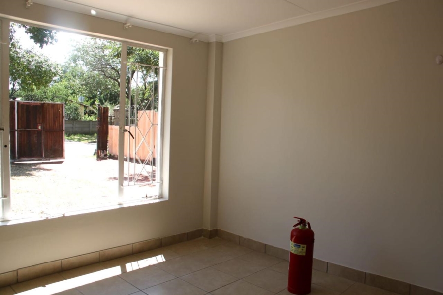 8 Bedroom Property for Sale in Brandwag Free State